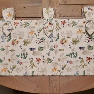 Longaberger Botanical Fields Valence Set